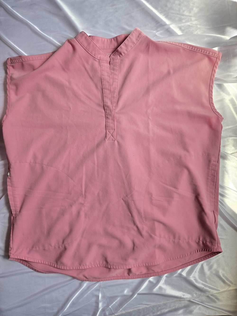 FIGS Rafalela Oversized Scrub Top